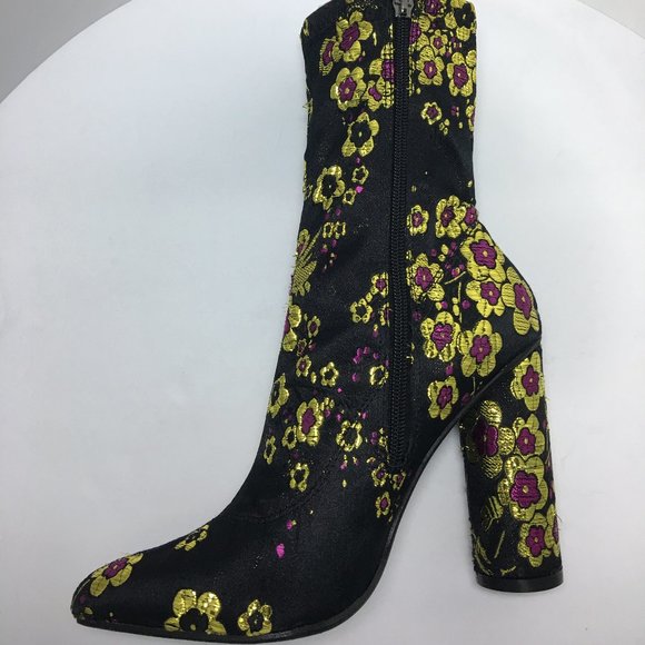 Cape Robbin Women's Floral Fabric Sock Bootie 7 - Picture 11 of 11